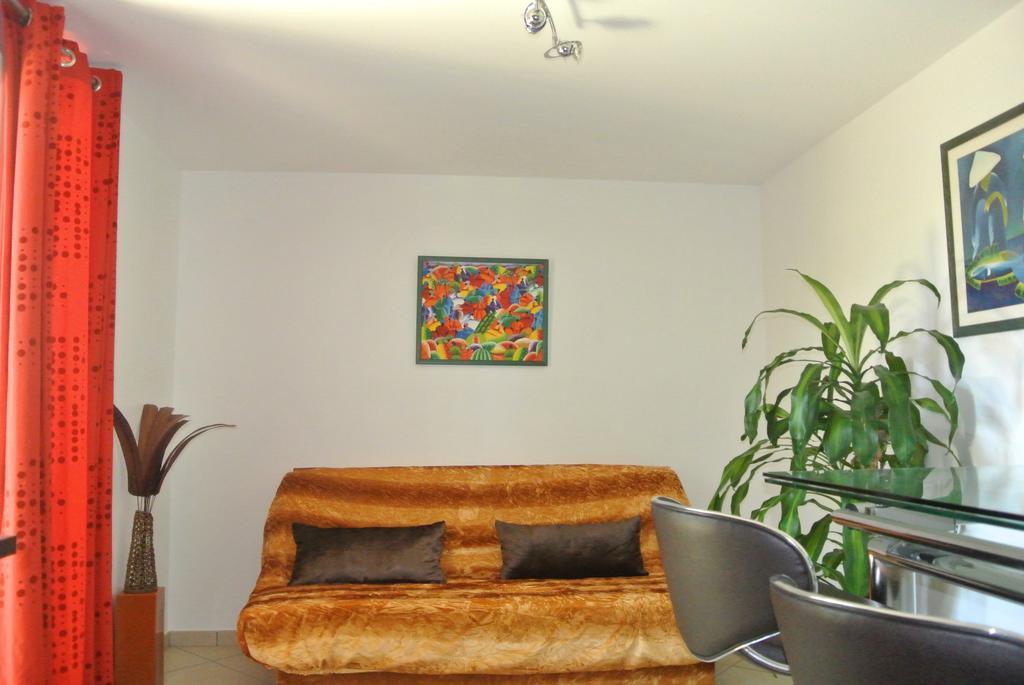 A L'Orée du Bois Rillieux-la-Pape Chambre photo